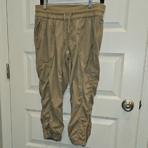The North Face Womens Khaki Joggers (M)